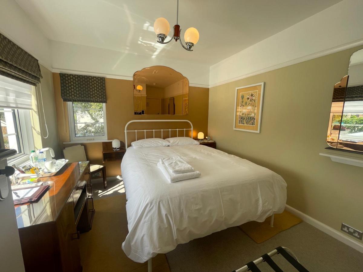 Milvil Bed and Breakfast Gosport Eksteriør billede